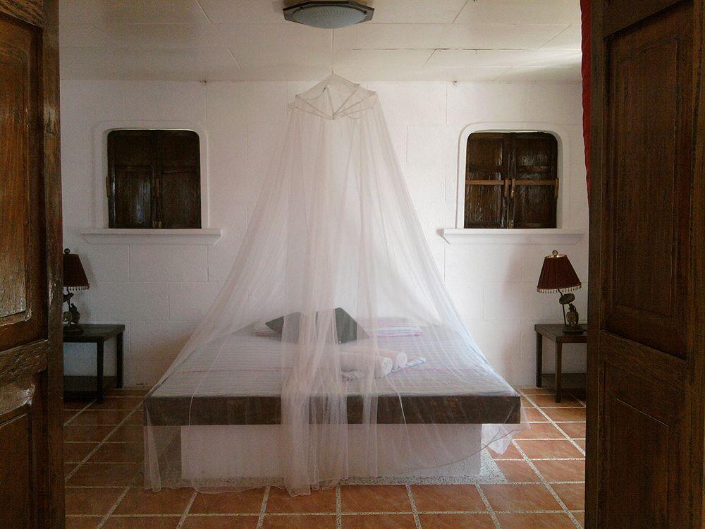 בוסואנגה Pierhouse Lodging מראה חיצוני תמונה