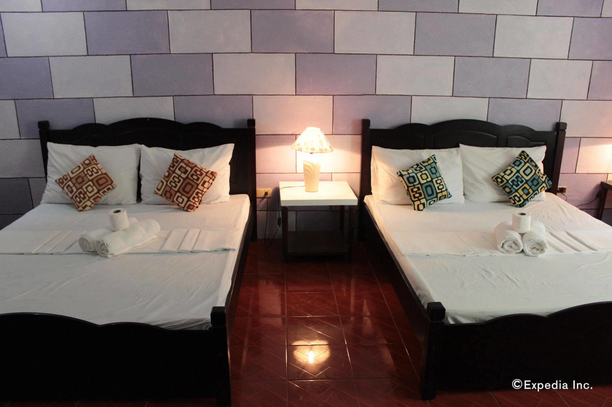 בוסואנגה Pierhouse Lodging מראה חיצוני תמונה