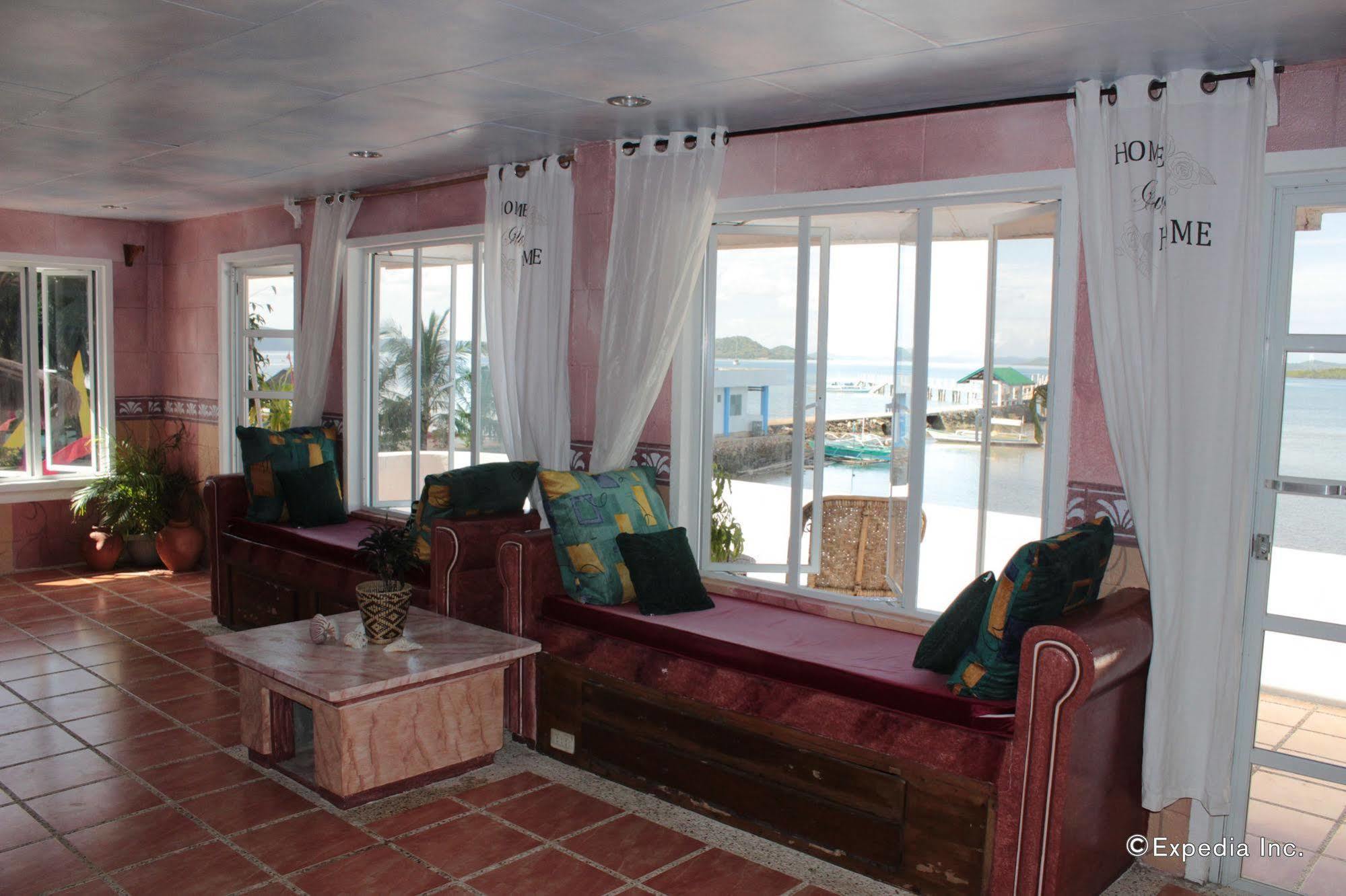 בוסואנגה Pierhouse Lodging מראה חיצוני תמונה